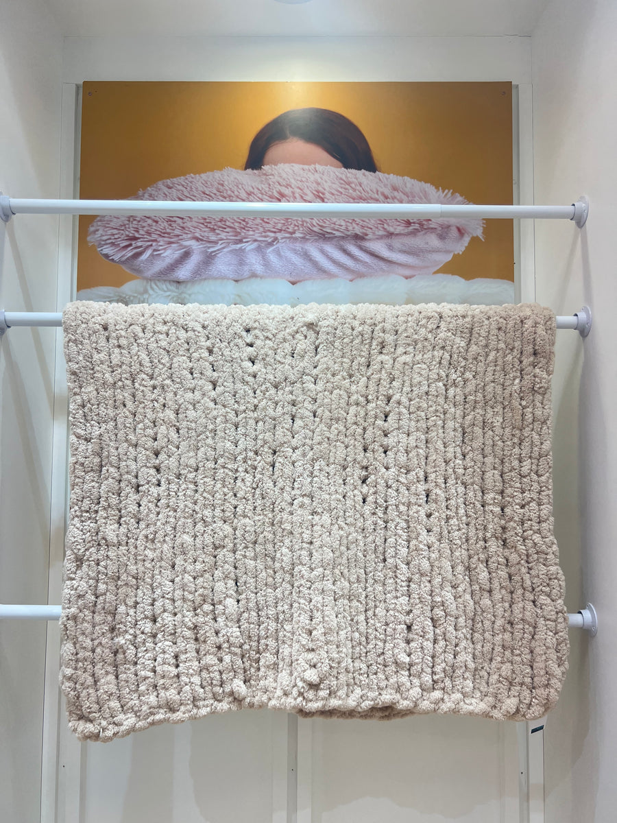 Cream Maginifisoft  Knit Blanket